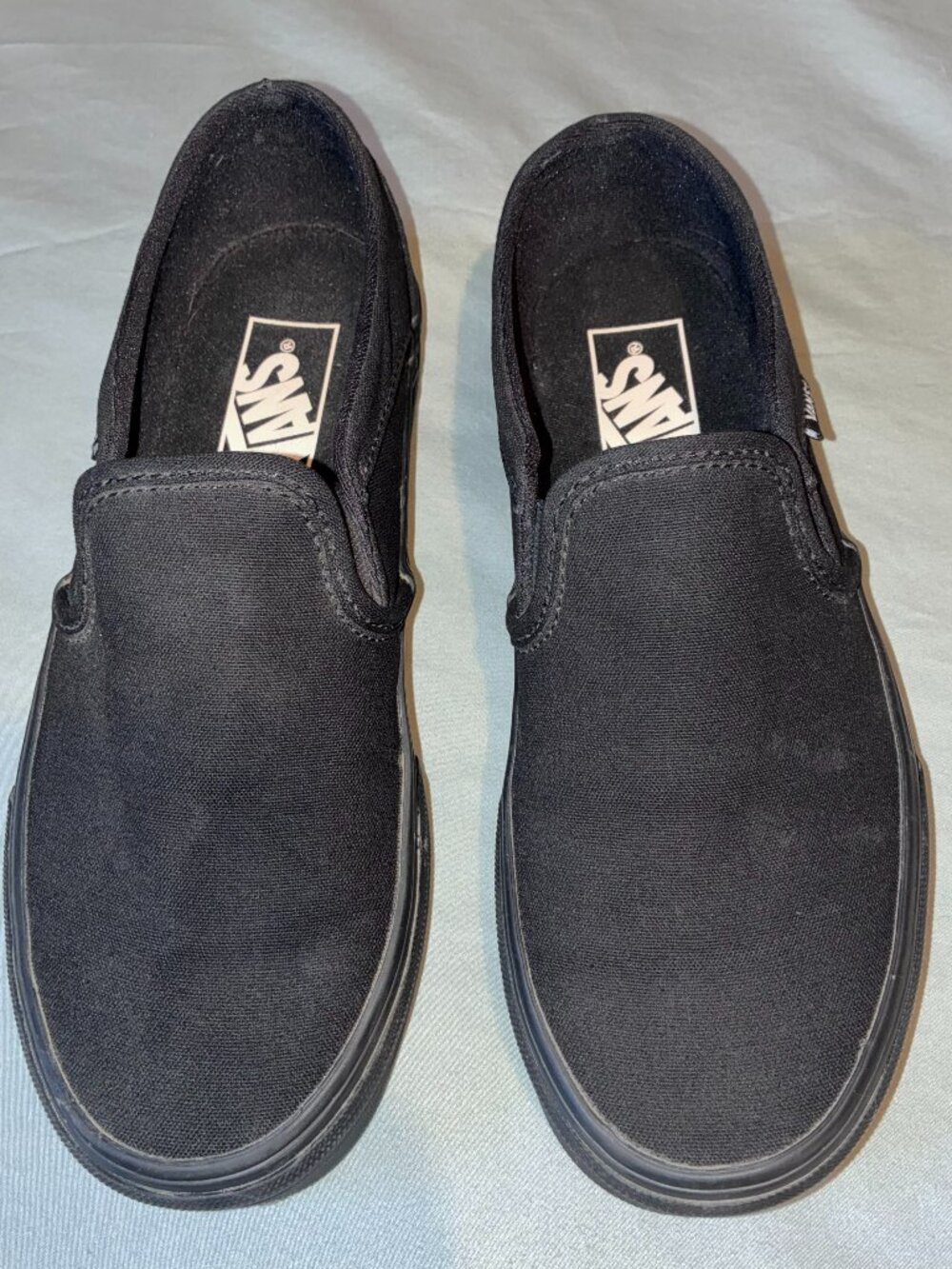 Classic Slip-on Vans in Black Women's size 6.5